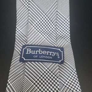 Burberrys of London Silk Tie Black White Plaid Classic Mens Necktie